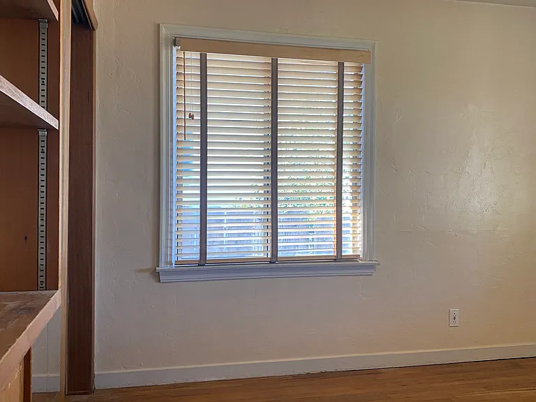 2055 Gold St — Photo 31