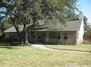 1013 County Road 6711, Natalia, TX 78059