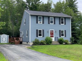 10 Sunset Ln, Gorham, ME 04038