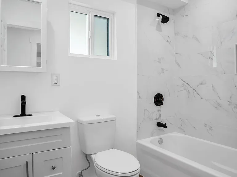15559 Three Palms St — Photo 11