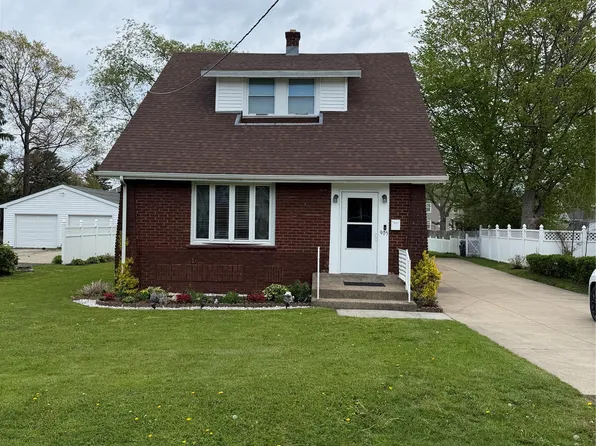 905 Powell Ave, Erie, PA 16505