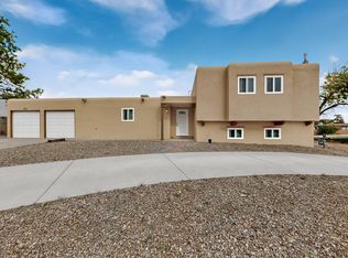 810 San Juan De Rio Dr SE, Rio Rancho, NM 87124