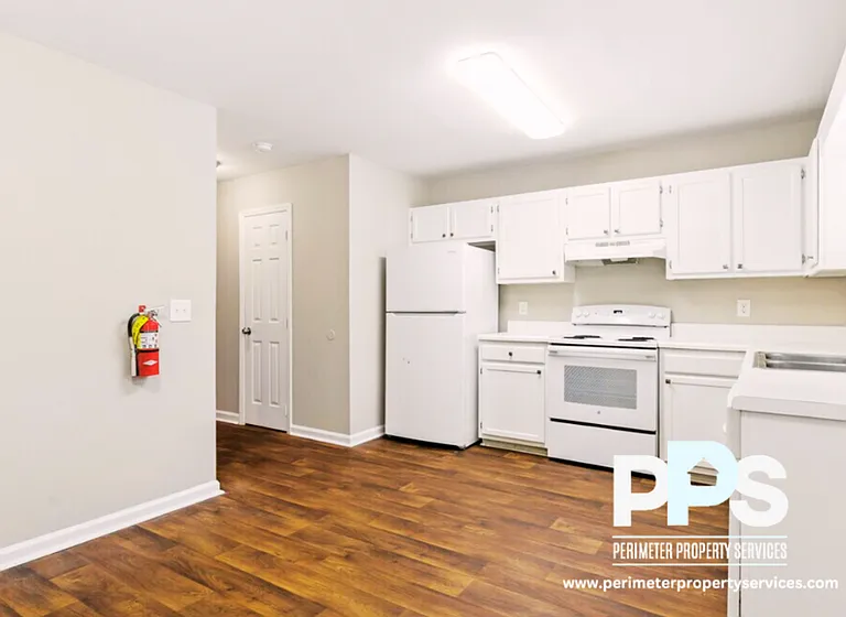 350 Wi Pkwy #12 — Photo 4