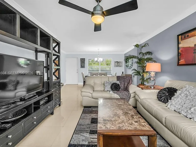 220 Kings Point Dr #314 — Photo 12