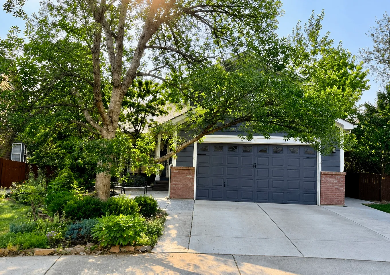 4 bed, 3520 sqft, $4,250 — Photo 3