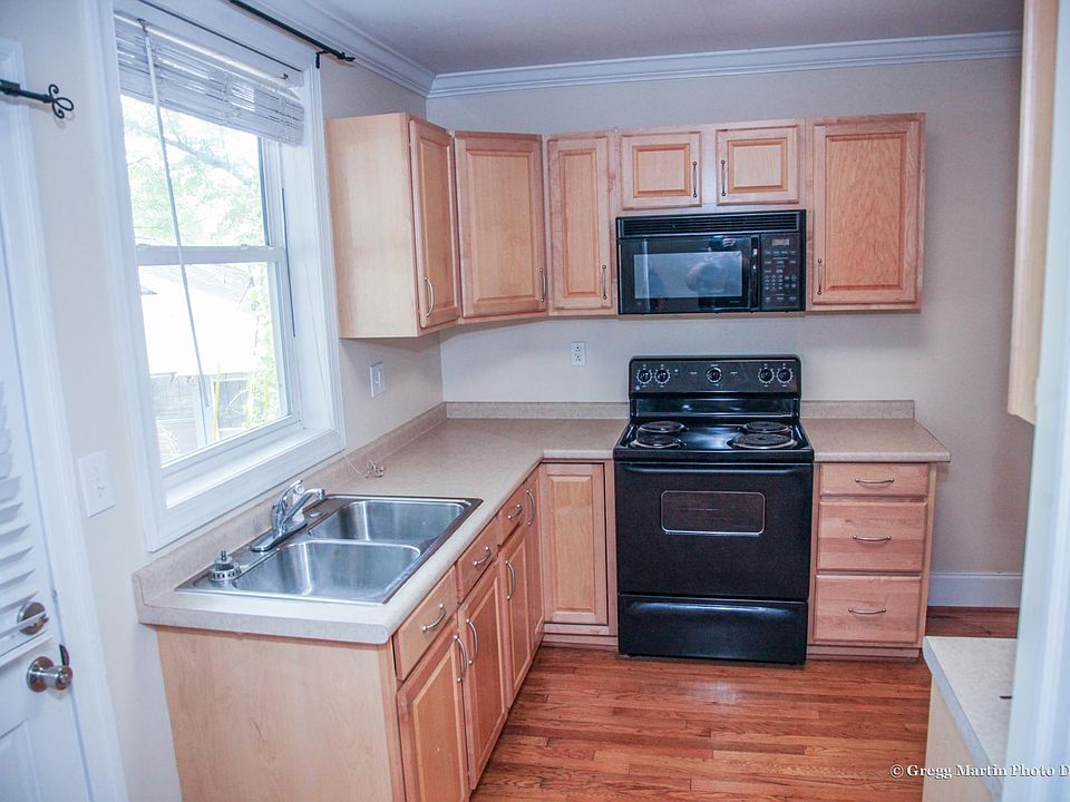 2214 College St, Columbia, SC 29205 Zillow