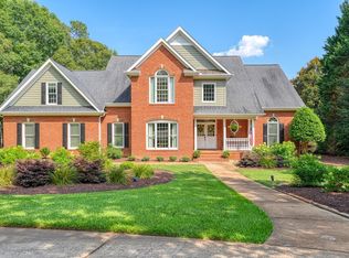 22 Juneberry Ct, Greer, SC 29651