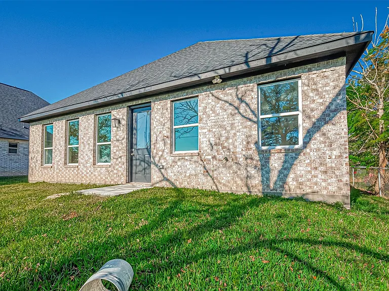 3635 Needville Ave — Photo 38