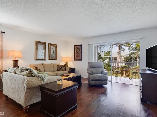 7056 Nantucket Cir #8, North Fort Myers, FL 33917