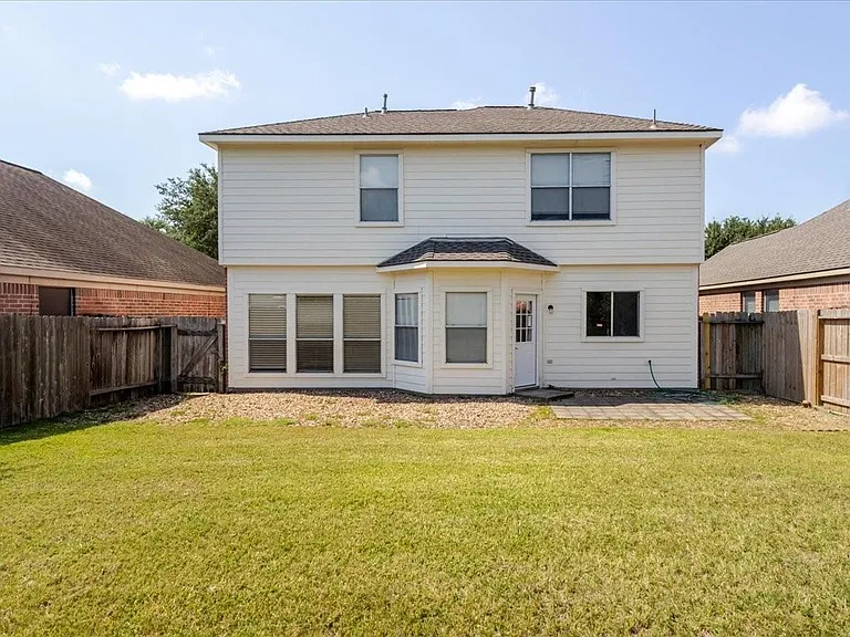19510 Maywood Falls Cir — Photo 18