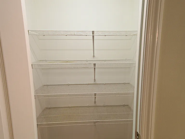 Hayden Place Apartments — Photo 56