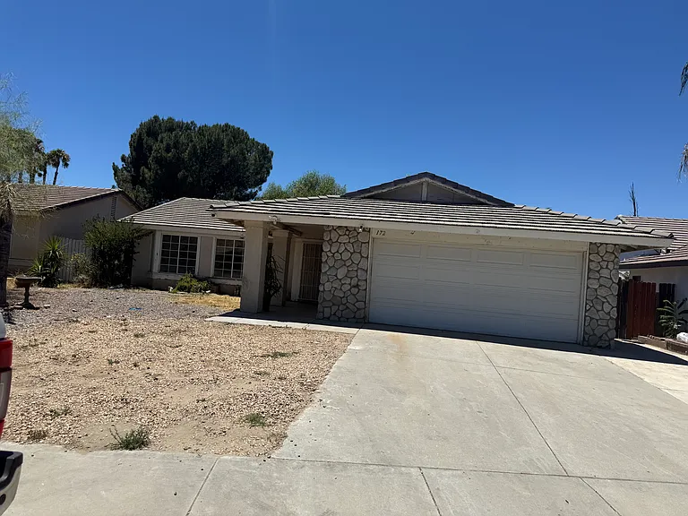 172 Peppertree Way — Photo 1