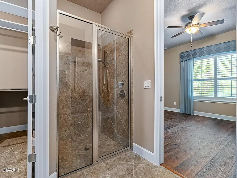 829 Pinewood Dr — Photo 20