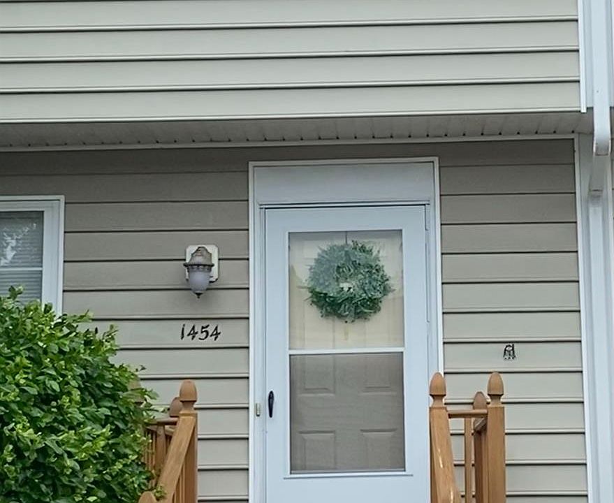 1st image of 1454 Ashbourne Dr