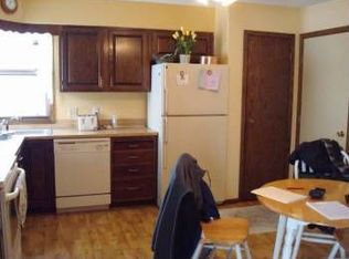 1741 Riggs Rd, Saint Peter, MN 56082