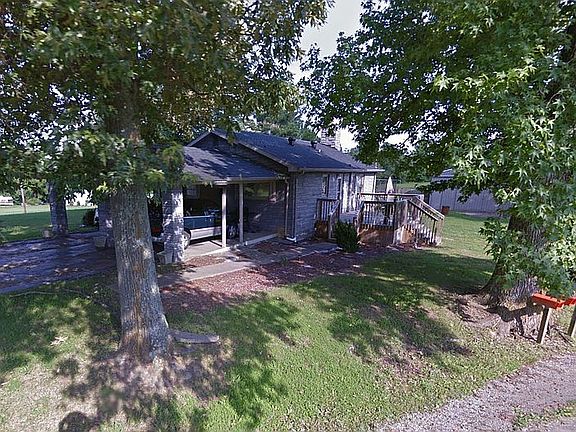 5th image of 1584 Gamble Ln