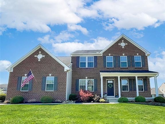 2nd image of 4209 Grace Cir