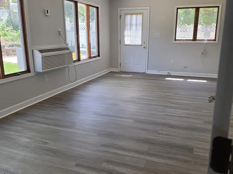 5825 Lamont Dr — Photo 15