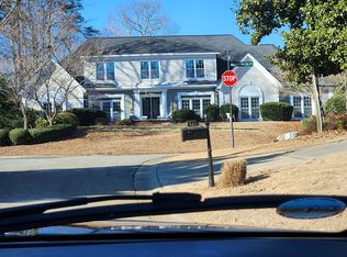 990 Ashebrooke Ct NE, Marietta, GA 30068