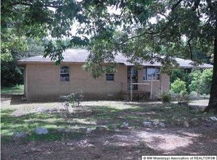 1520 Country Church Rd, Lamar, MS 38642