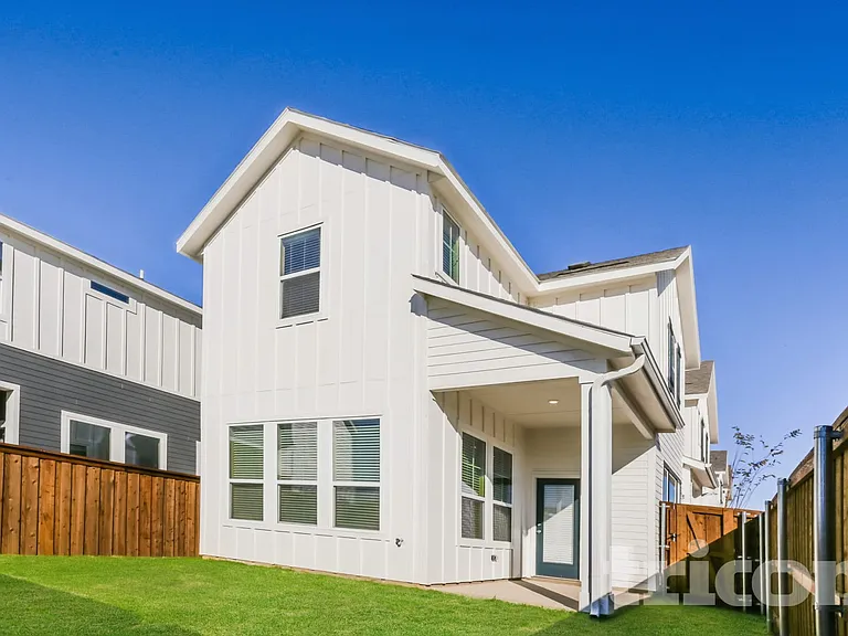 832 Feather Thorn Dr — Photo 14