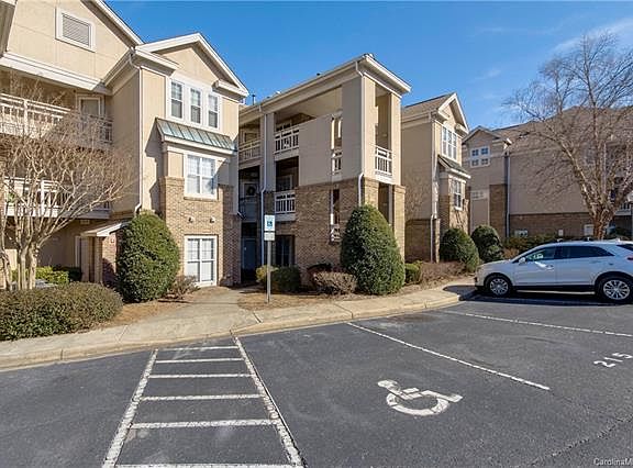 2nd image of 103 Pier 33 Dr Unit 216