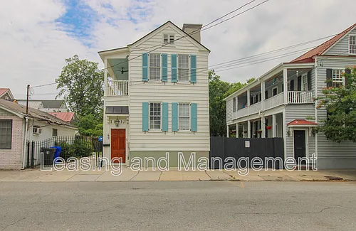 49 America St Photo 1