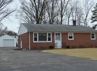 175 Brewster St, Springfield, MA 01119