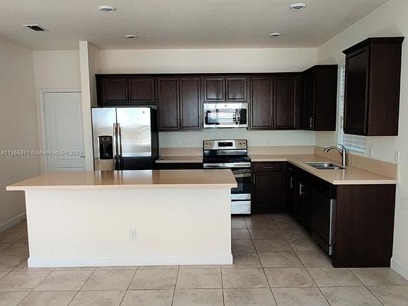 5th image of 4229 Troon Pl