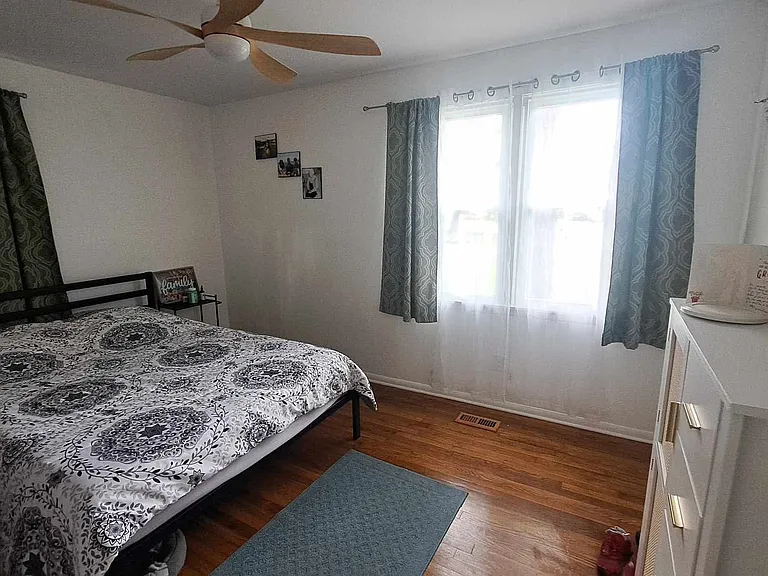 407 Delmar Rd — Photo 15