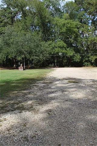 17540 Beverly Dr #F — Photo 8