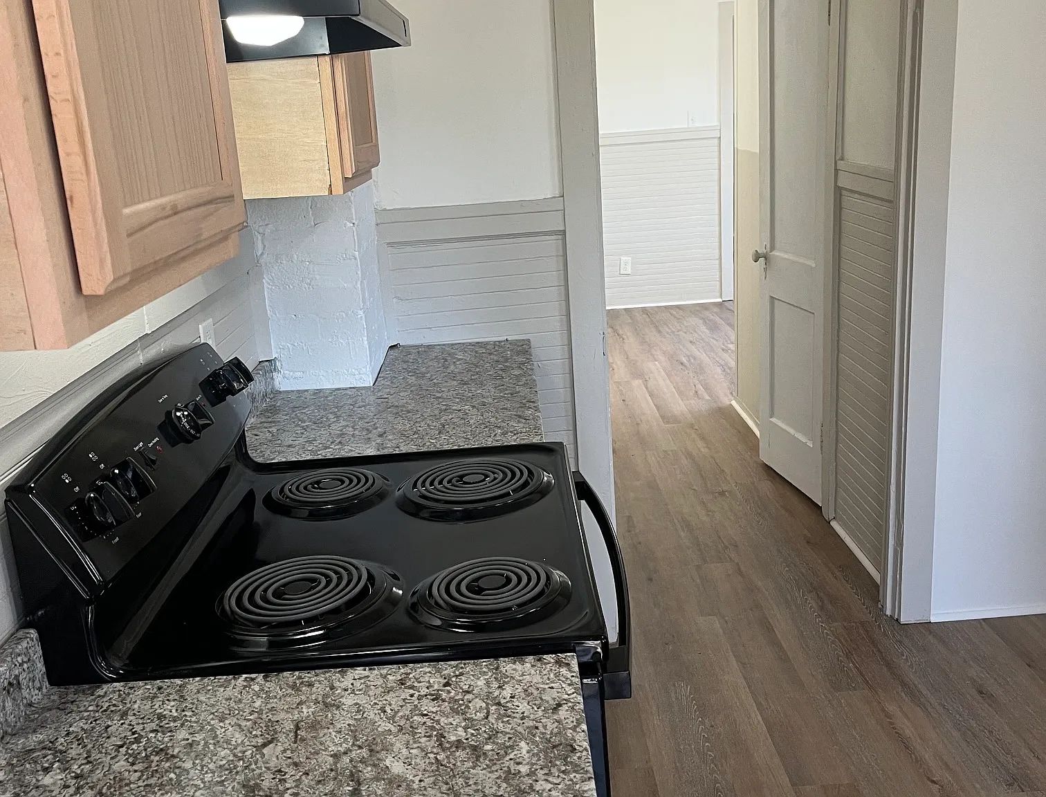 1 bed, 500 sqft, $925 — Photo 2