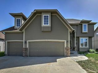 361 W Westhoff Pl, Gardner, KS 66030
