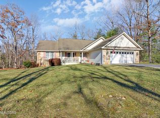 267 Bainbridge Rd, Fairfield Glade, TN 38558