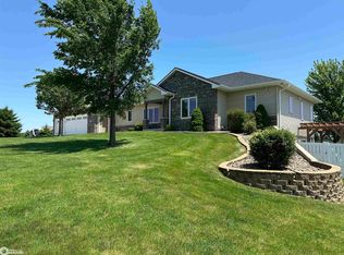 1738 Ryan Dr, Creston, IA 50801