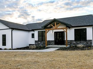 465 Horns Creek Rd, Old Fort, TN 37362