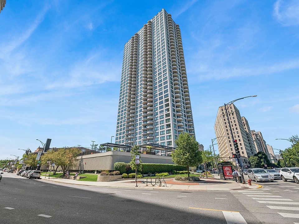 1st image of 2020 N Lincoln Park W APT 24K