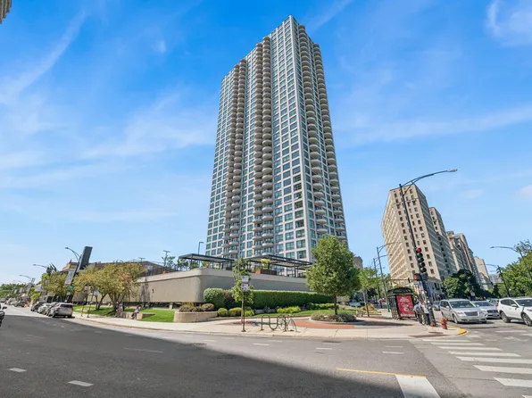 2020 N Lincoln Park W APT 24K, Chicago, IL 60614
