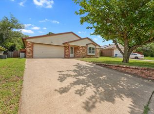 1926 Creek Wood Ct, Irving, TX 75060