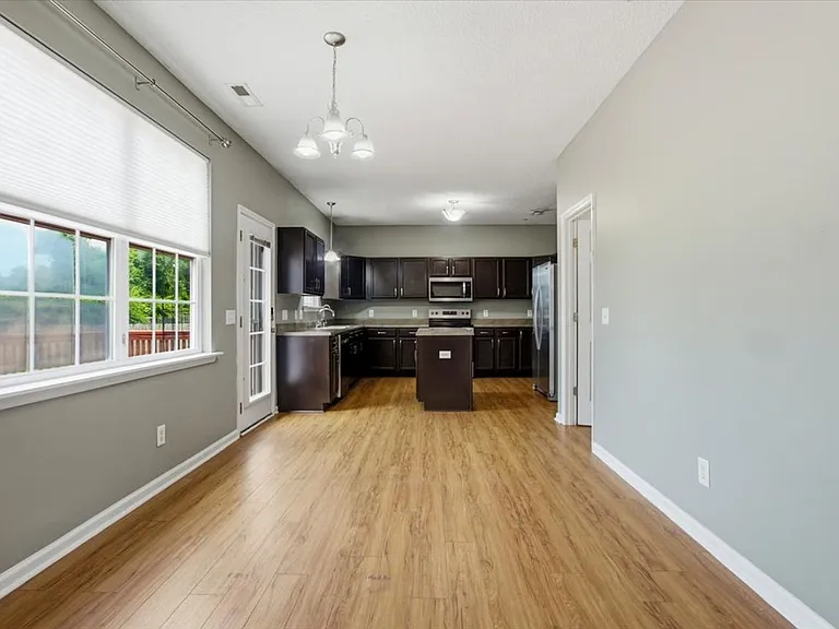 103 Briar Hollow Dr — Photo 14