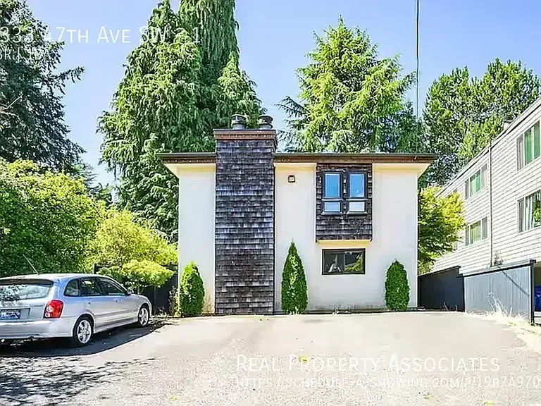 7333 47th Ave SW #1 — Photo 1
