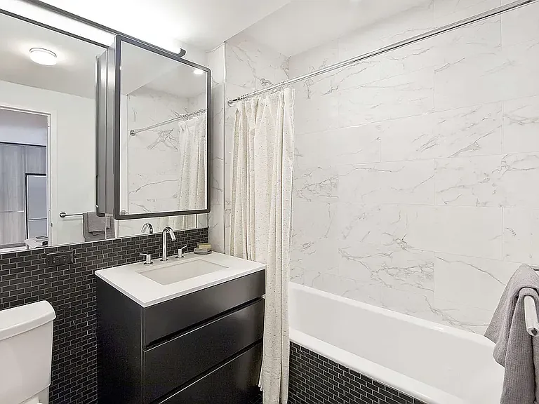 491 Keap St #8D — Photo 7