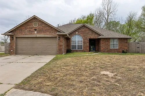3616 Maggie Cir Photo 1