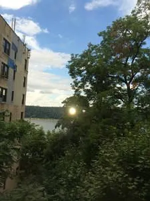 Rented by Sovereign Associates | media 8