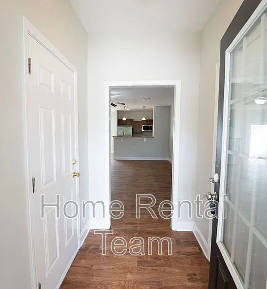 573 Governor Treutlen Cir — Photo 3