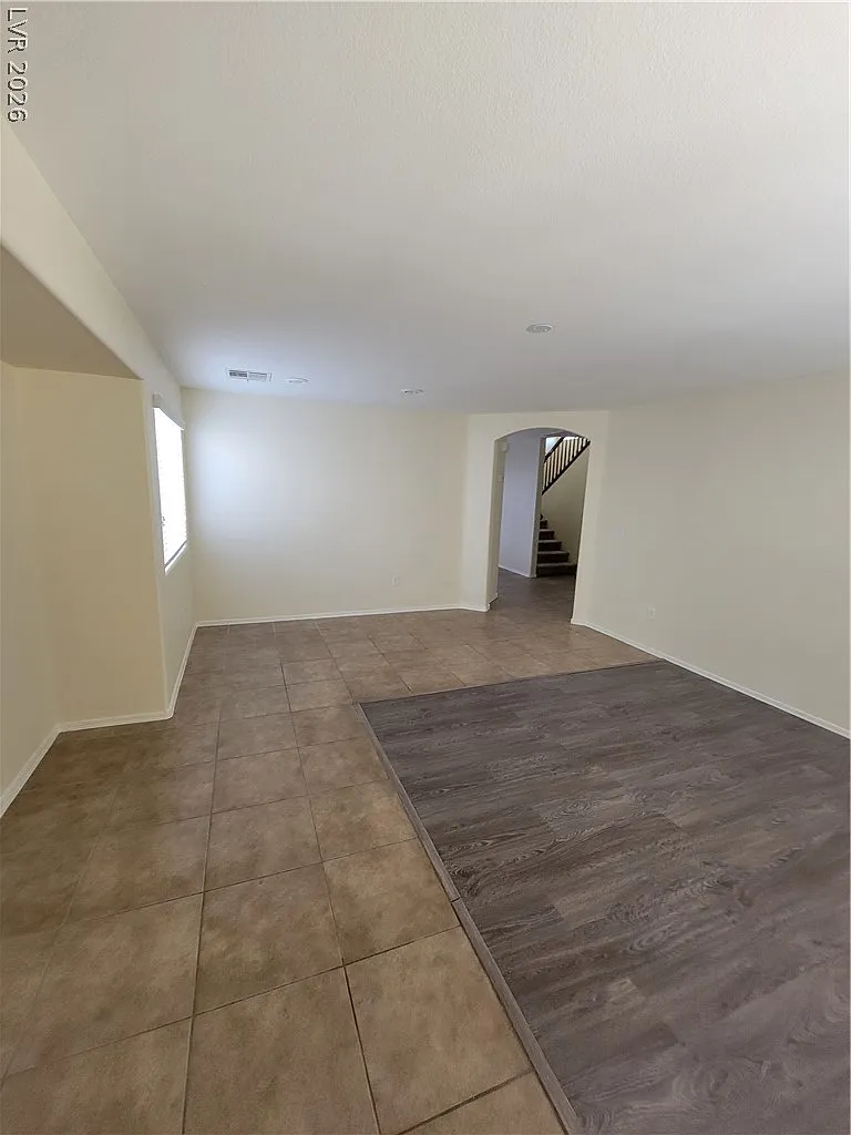 3 bed, 2.5 bath, 1476 sqft, $1,850 — Photo 3