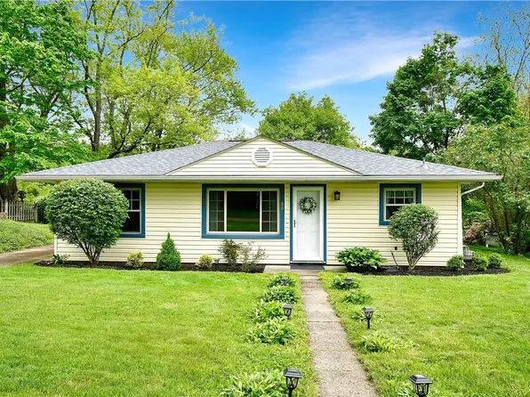 80 Hilltop Acres Rd S, Washington, PA 15301