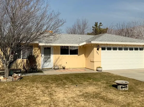 121 Pangborn St, Lone Pine, CA 93545