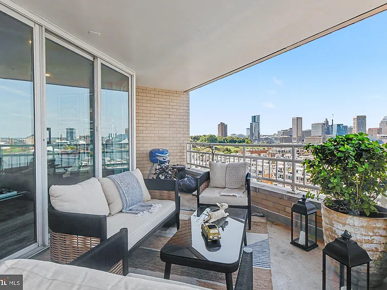 100 Harborview Dr #1001 — Photo 25