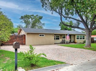 145 Alto Dr, Oak View, CA 93022